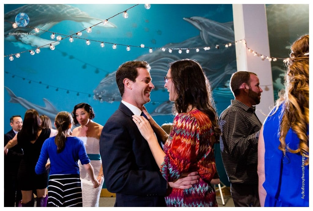 Virginia Aquarium Wedding - guest matter!